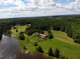 Stunning Secluded Richibucto River Waterfront Cottage with Unparallel Privacy, hotel Rextonban