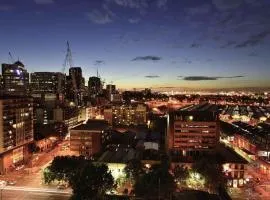 Mercure Melbourne Therry Street