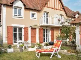 2 Bedroom Amazing Home In Dives-Sur-Mer