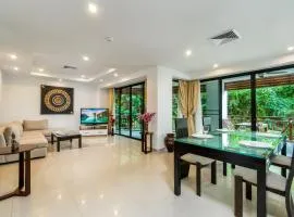 One Bedroom Deluxe Condo 2 305