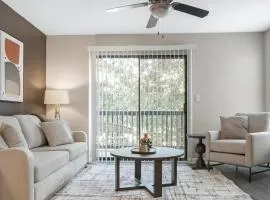 Landing Stunning 1BD Gym