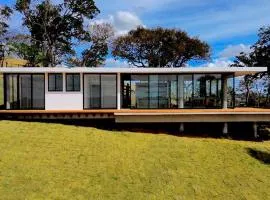 Casa de Campo com Piscina e Vista em Vargem Grande