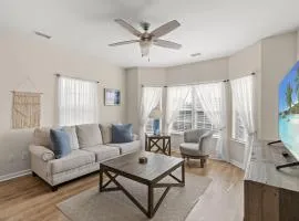 Cozy 2BR Turnberry Villa Pool and Tennis