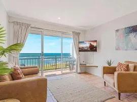 10T Beachfront Apartments