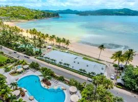 Whitsunday East 1106 on Hamilton Island by HamoRent