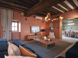 Charme Authentique du XIVe siècle avec WiFi et Parking à Contigny - FR-1-489-621