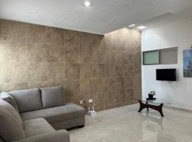 Casa Ikal Merida Norte, hotel i Mérida