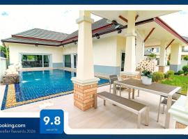 Royal Elephant Pool Villa, готель, де можна проживати з хатніми тваринами у місті Наджомтьєн