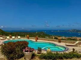 Panoramic Villa With View And Heated Pool
