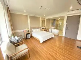 Nhật Tân Hotel Hà Nội - Lê Trọng Tấn