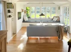 Sommerhus I Første Række Til Avnø Fjord Med Spa