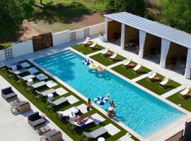 Melrose River Club Resort, hotel San Marcosban