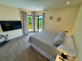 salo's beach house, hotel a Coxen Hole