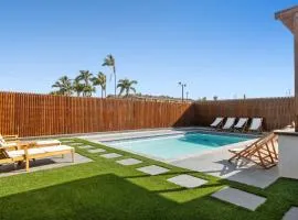 Family Pool House Oasis