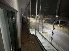 Residencial Recanto Três Marias โรงแรมในเปรูอิบี