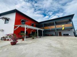 Hotel O Lundu Town Homestay, Kpg Dagang, husdjursv&auml;nligt hotell i Lundu