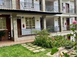 Iwandaa Apartments