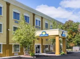 Days Inn by Wyndham Budd Lake