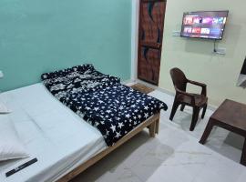 Hotel Paarvi Palace - Best hotel near Ram Mandir Ayodhya, hotel din Ayodhya