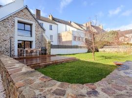 Maison VENELL - Spa, Balnéo, Sauna & Grand Jardin - Calme en Centre-ville, hotel v destinaci Concarneau