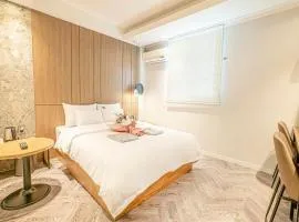 독산 넘버25 독산사거리점