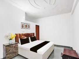 Hotel O Chandriyan Guest House, хотел в Jhājhar