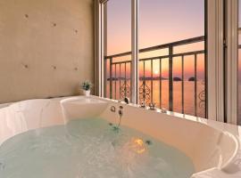 Yeosu Nukim Pension: Yeosu şehrinde bir otel
