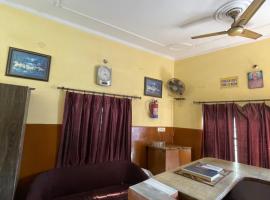 Nupur Hotel, hotel en Bareilly