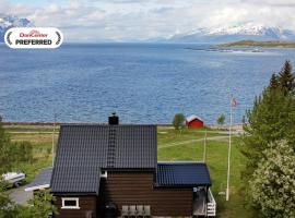 9 person holiday home in Lyngseidet, hotell i Lyngseidet