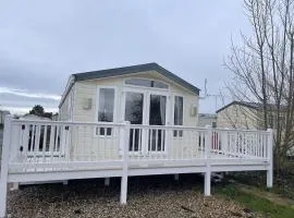Lovely Caravan With Decking At Steeple Bay Holiday Park In Essex Ref 36073B