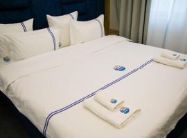 Del Mare, Hotel in Qapschaghai