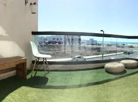 Oceanfront Apartment With Pool