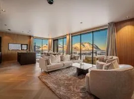 New designer cabin in Lofoten