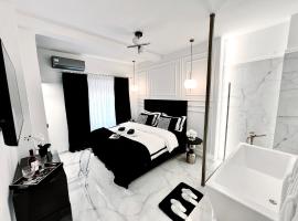 Black & White Luxury Living, ξενοδοχείο στην Κατερίνη