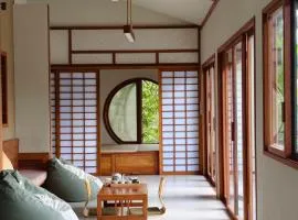 InnerZen Riverside Mekong homestay Ben Tre 1 bed for 1-2 persons, 2 beds for 3-4 persons