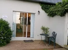 Wynn's Rest - no load shedding No smoking