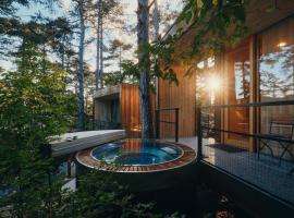 Theodosius Forest Village - Glamping in Vipava valley, glamping i Vipava