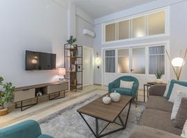 Maison des Muses Full Guesthouse in Gemmayzeh, хотел в Ar Rumayl