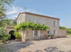 Domaine des Clauzes, hotel v destinaci Fauch