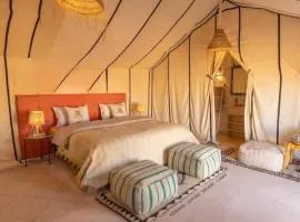 Luxurious Dream Camp