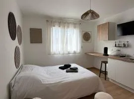 Studio moderne climatisé à 20 min Bordeaux