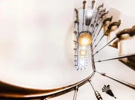 Hotel d'Aragon - Place de la Comédie