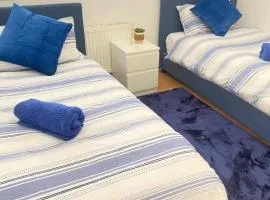 3 Bedroom Luxe Home in Abbeywood