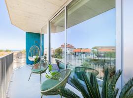 Espinho Sunny Vibes & Balcony with Pool, hotel en Espinho