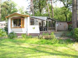 Recreatiepark Klein Zwitserland - Meidoorn, Hotel in Zuidwolde