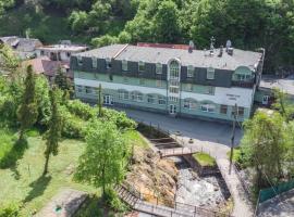 Alžbeta - Liečebné termálne kúpele，斯克雷內特普利察的飯店