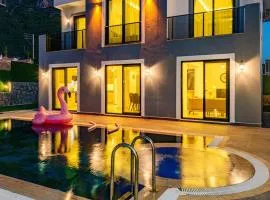 VERDORA - 4 Bedroom Holiday Villa in Oludeniz Hisarönü