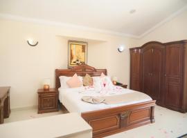 Hotel Barmoi: Freetown şehrinde bir otel