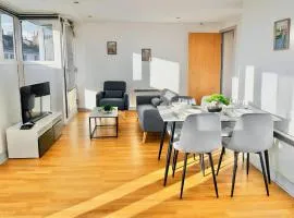 Bright 2-bed Apartment York City Centre - Walk to Everything