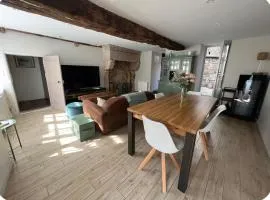 maison de Charme Medievale au coeur de Dinan , Authenticite et confort